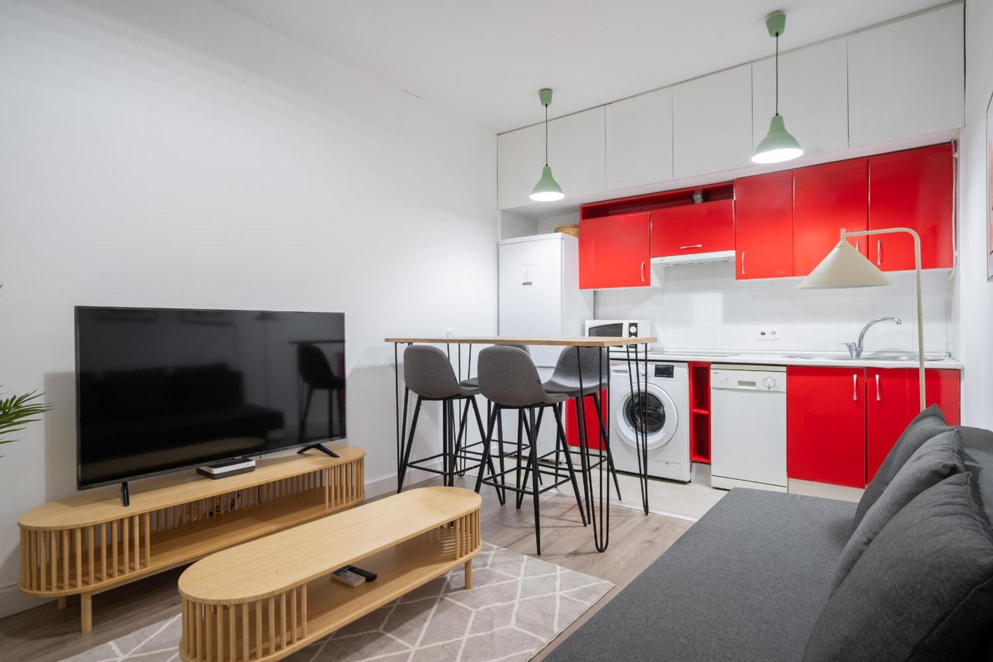 Apartamento En Chueca Para 4 Personas Alquiler Temporal Madrid Exterior photo